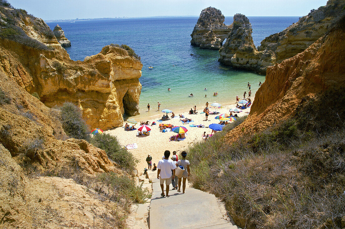 Portugal, Algarve, Lagos, Praia do Camilo (Camilo Beach)