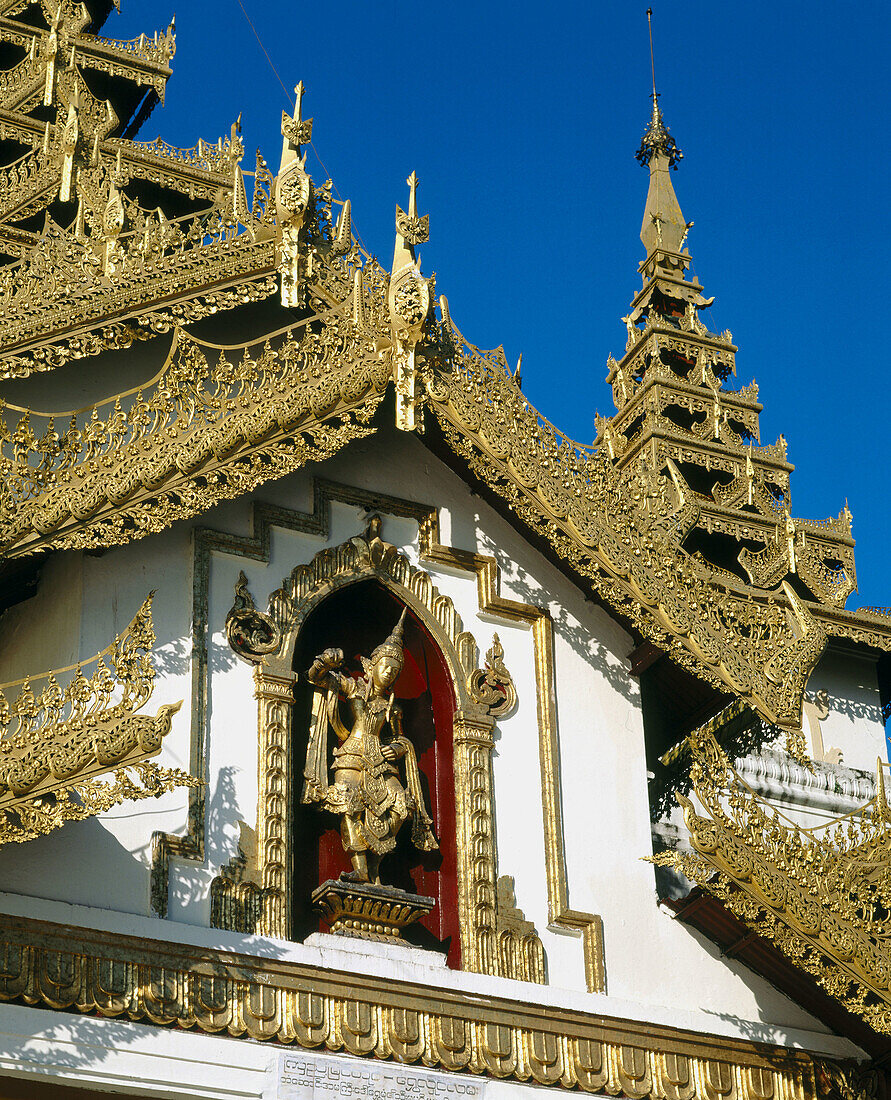 Shwedagon Pagoda. Yangoon. Myanmar