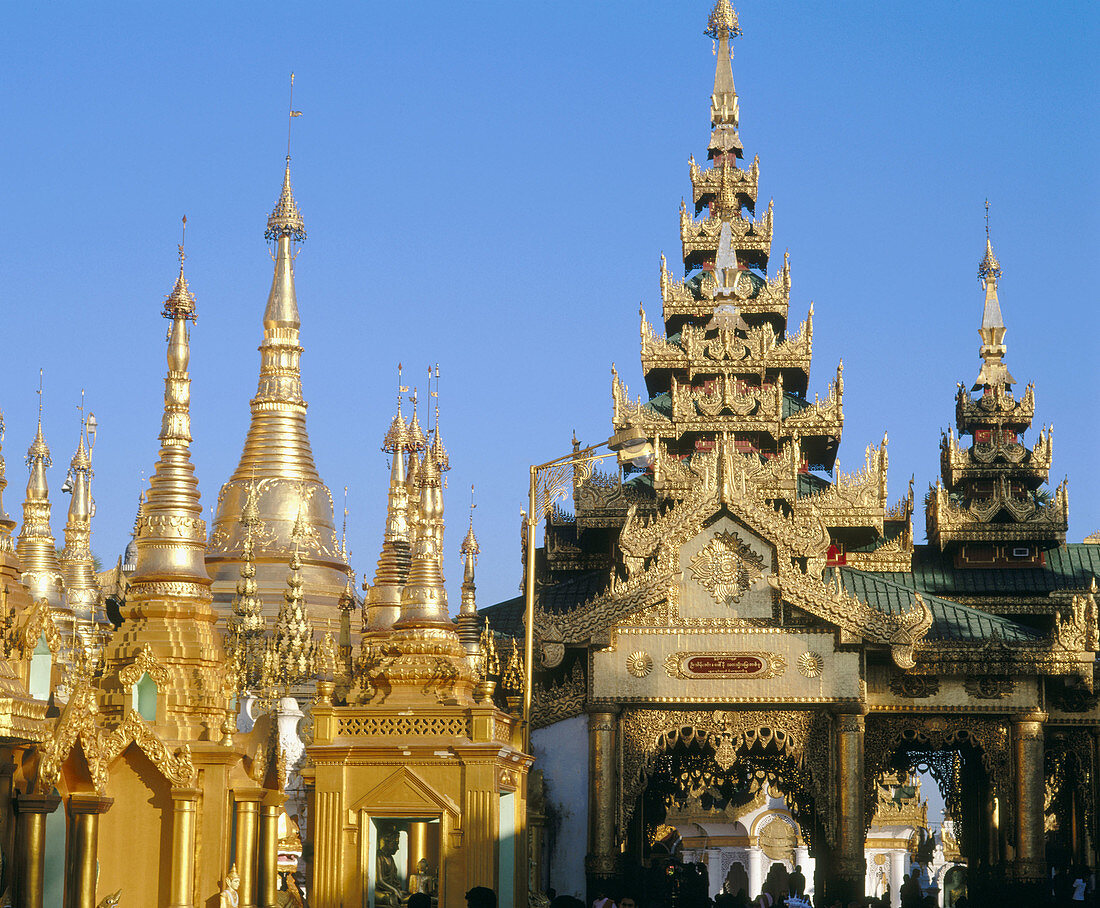 Shwedagon Pagoda. Yangoon. Myanmar