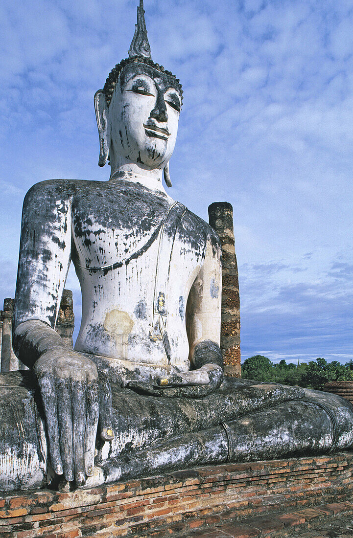 Buddha. Wat Mahathat. Sukhotai. Thailand