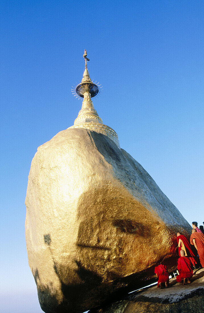 Kyaik-Tiyo Pagoda (The Golden Rock). Kyaikto. Myanmar (Burma).