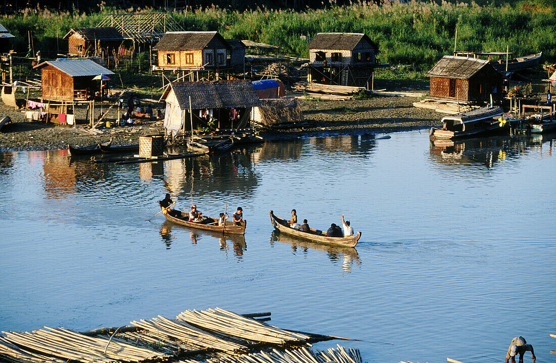 Irrawaddy (Ayeyarwady) river. Mandalay. Myanmar (Burma).