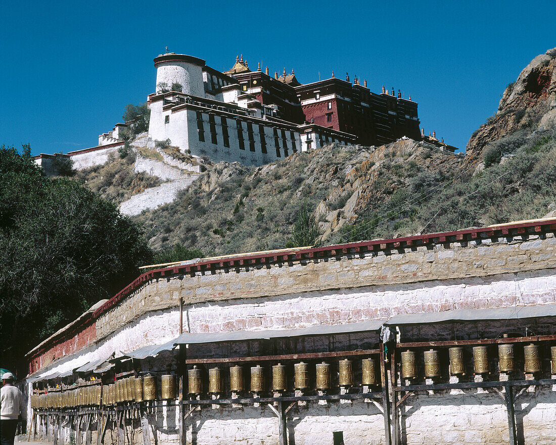 Potala Palace, exiled Dalai Lama s winter palace. Tibet