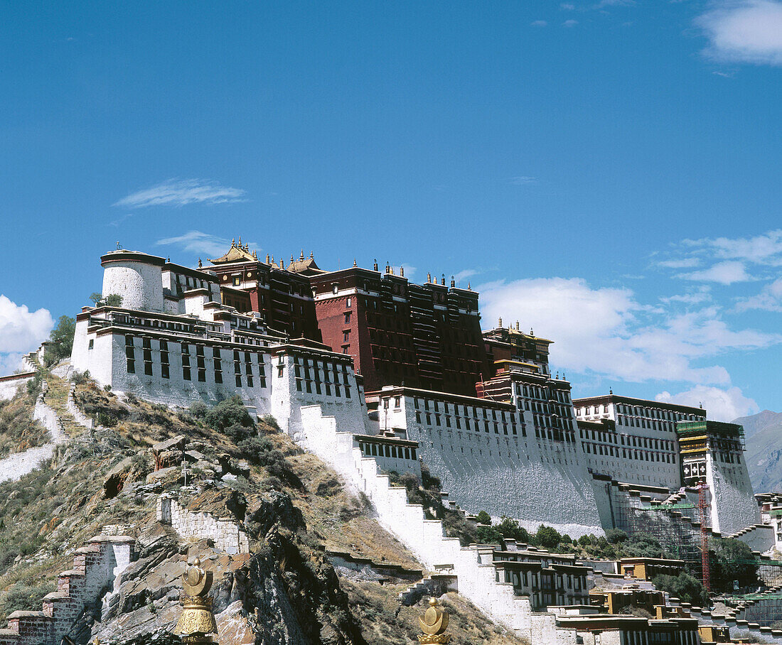 Potala Palace, exiled Dalai Lama s winter palace. Tibet