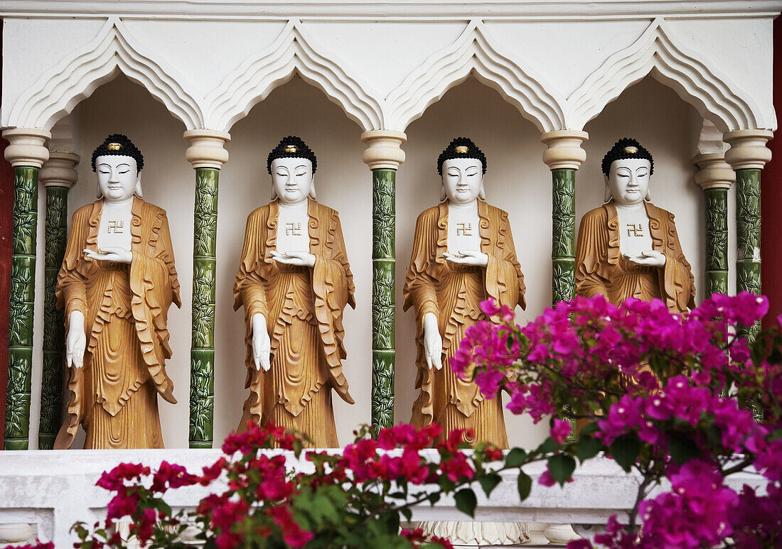 Malaysia. Penang. Kek Lok Si Buddhist Temple (Largest in Malaysia). Buddha statues.