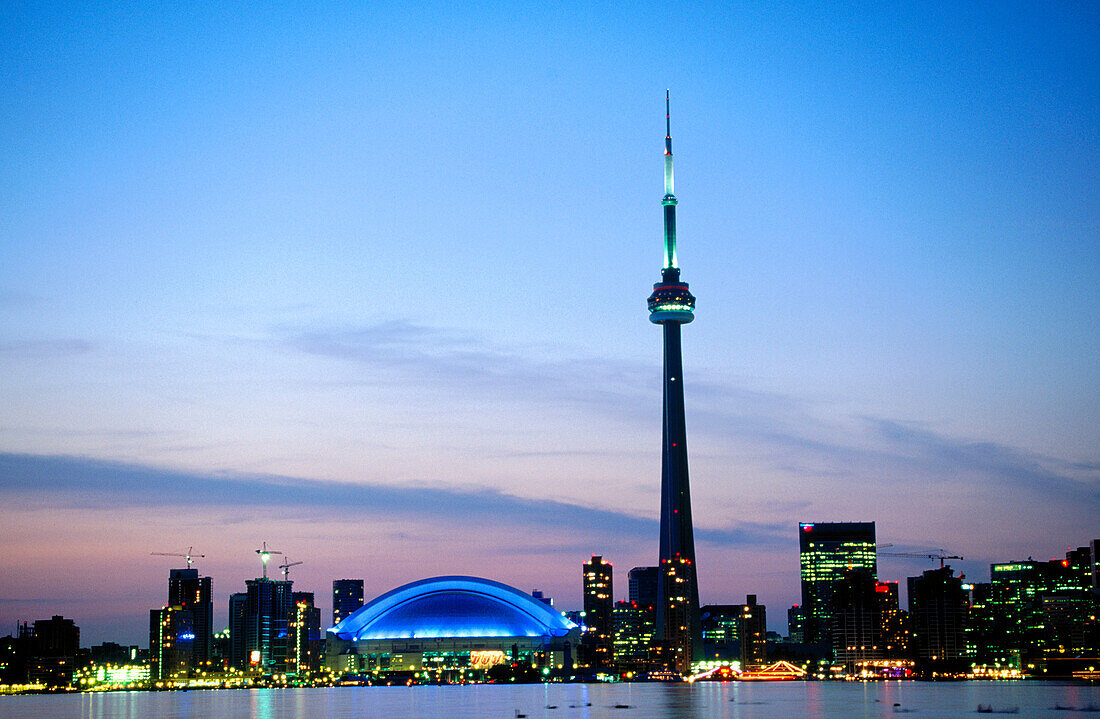 Toronto, skyline at sunset. Ontario. Canada