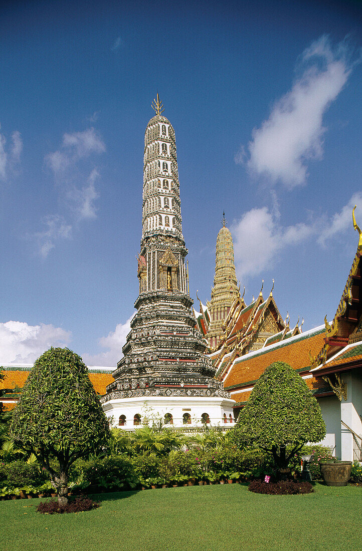 Grand Palace and Emerald Buddha Temple, Wat Phra Keo. Bangkok. Thailand