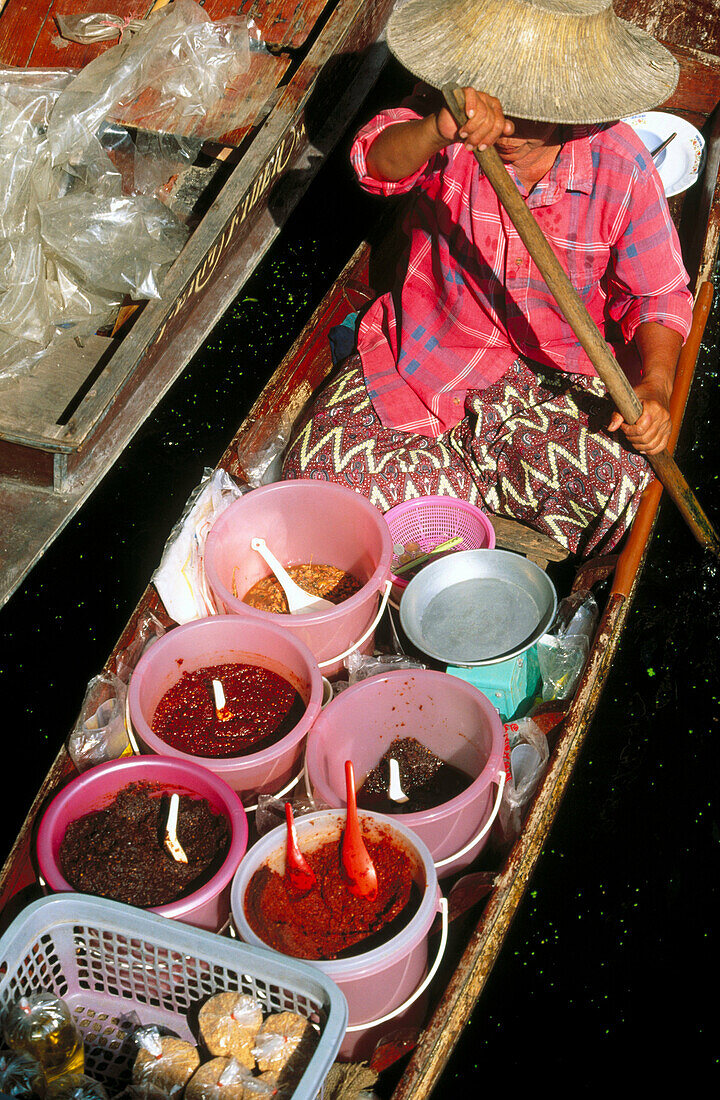 Damnoen Saduak Floating Market. Bangkok. Thailand