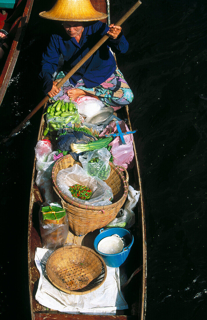 Damnoen Saduak Floating Market. Bangkok. Thailand