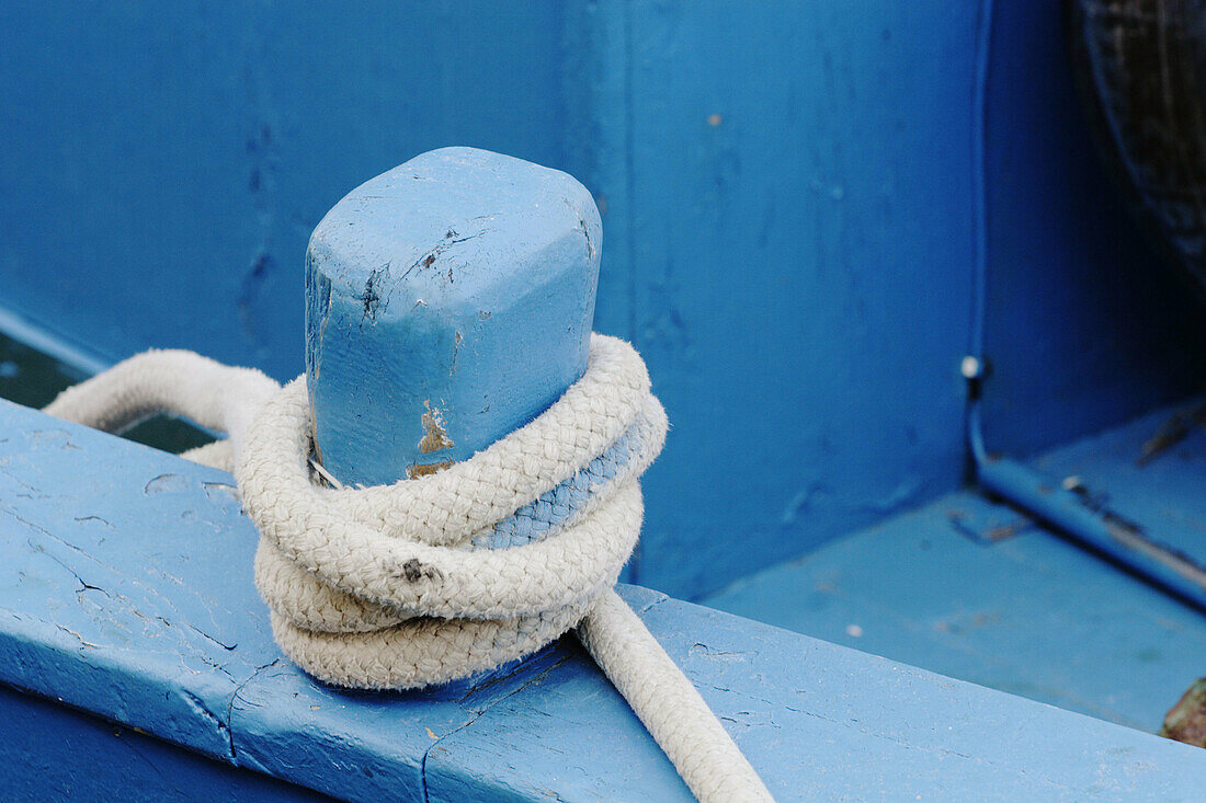 Ropes on a fisher boat, harbour, Grado. Regione Autonoma Friuli Venezia Giulia, Italy