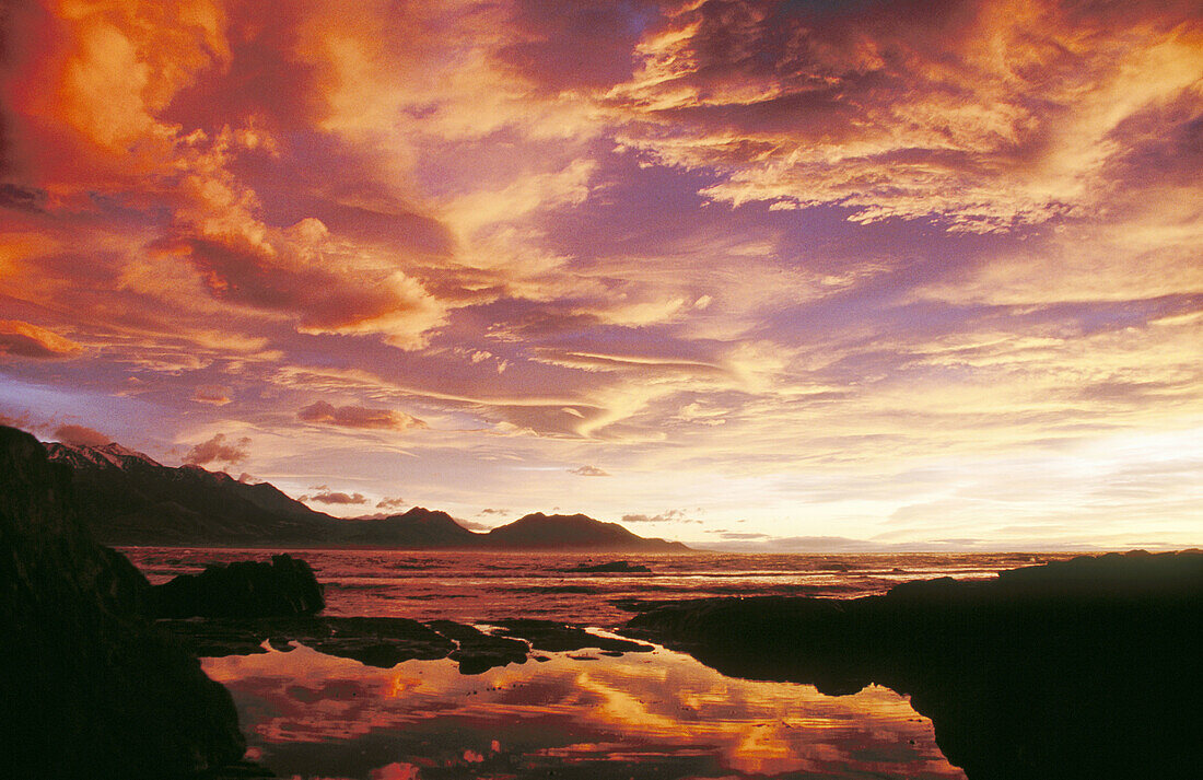 Kaikoura sunrise. New Zealand.