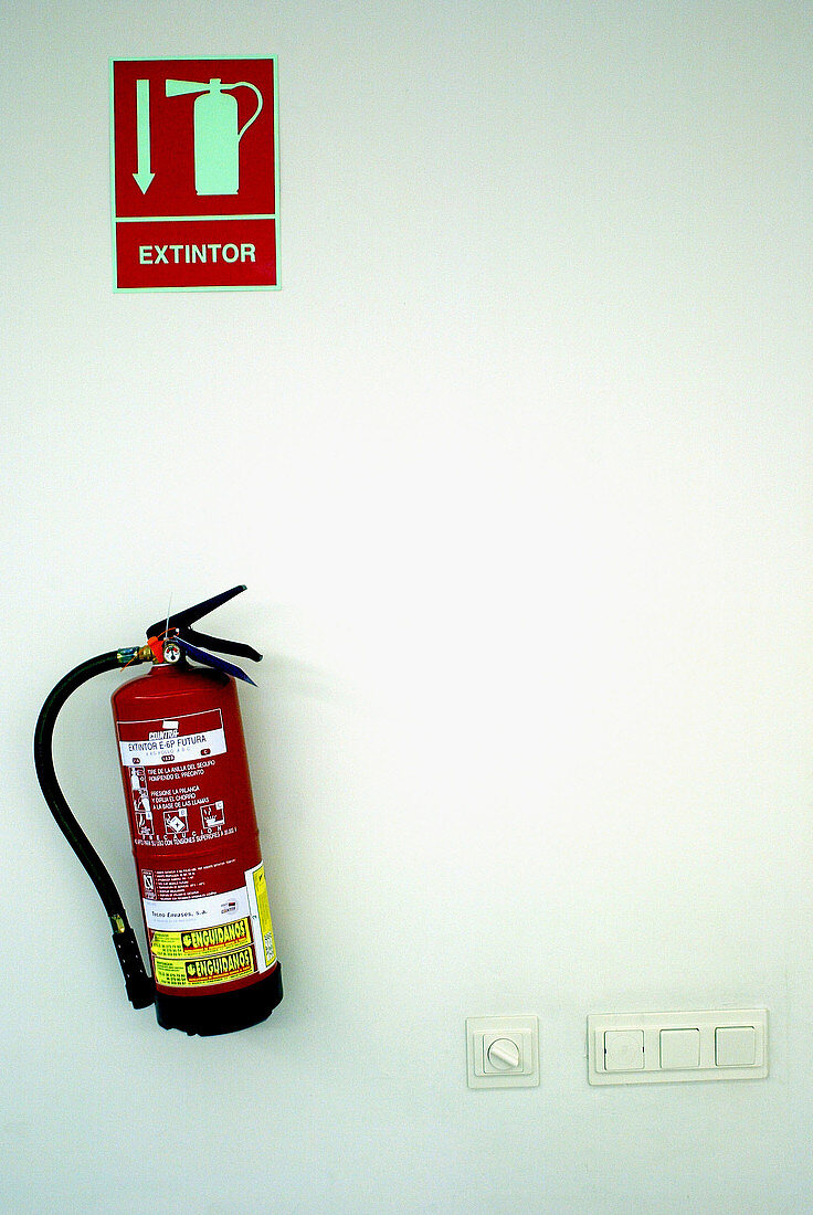  Color, Colour, Concept, Concepts, Emergencies, Emergency, Fire, Fire extinguisher, Fire extinguishers, Fire prevention, Fire-prevention, Fires, Hang, Hanging, Indoor, Indoors, Industrial, Industry, Inside, Interior, Object, Objects, One, One item, Red, S