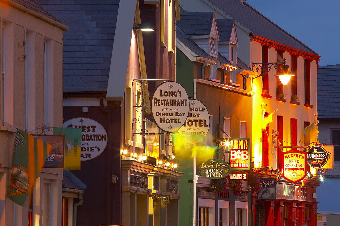 outdoor photo, early evening in the streets of Dingle, Dingle Peninsula,  County Kerry, Ireland, Europe