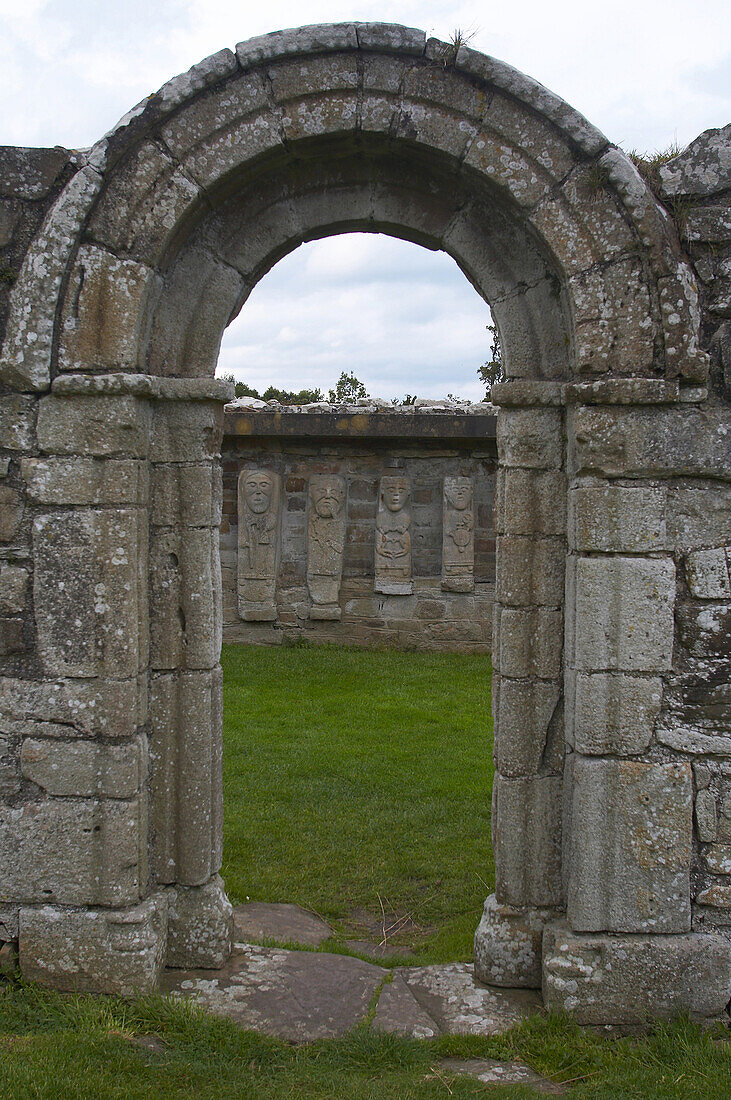 Außenaufnahme, White Island, Lower Lough Erne, Shannon & Erne Waterway,  County Fermanagh, Nordirland, Europa