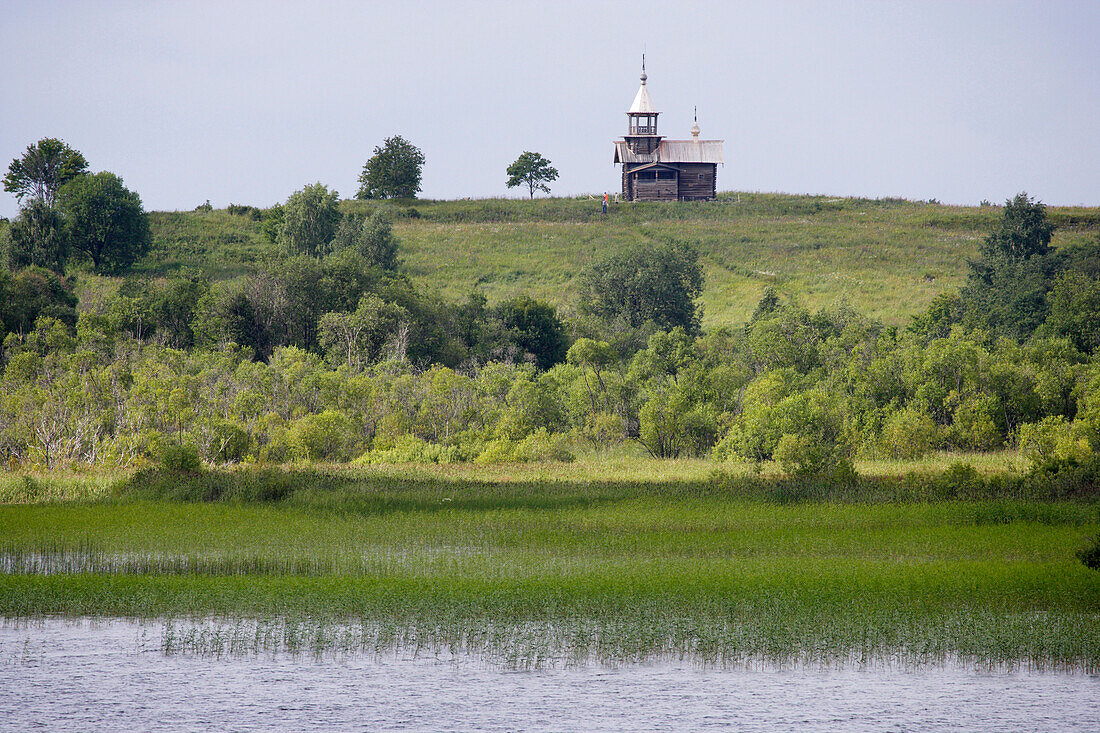 Insel Kischi im Onegasee dem zweitgrößten See Europas, mit Holzkirche, Russland