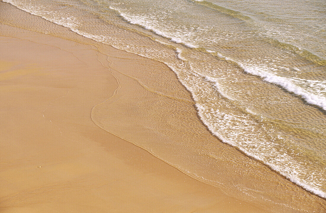 Waves on beach at Quiberon peninsula. Côte Sauvage. Britanny. France.