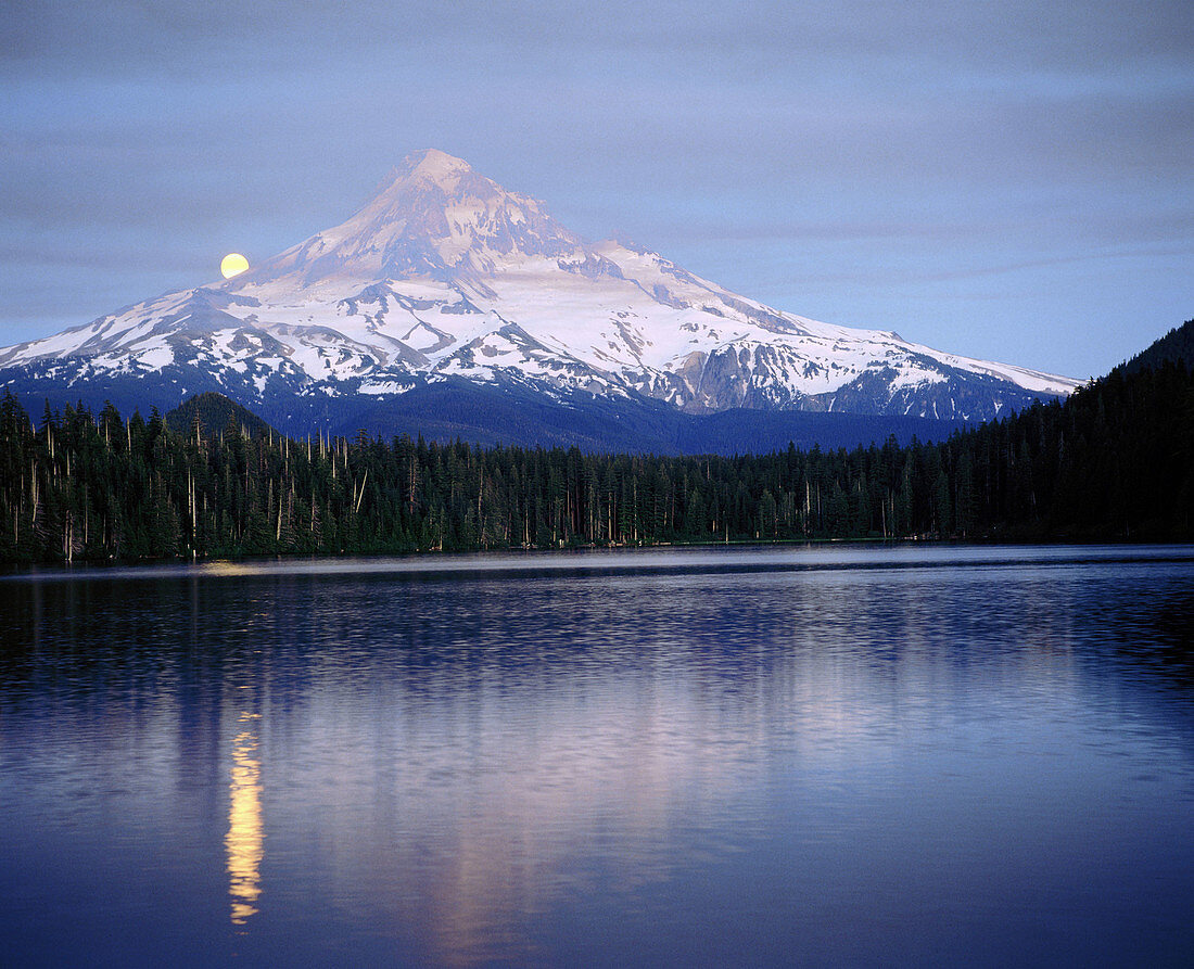 Moon over Mount Hood and Lost Lake at twilight. Mount Hood National Forest. Oregon. USA