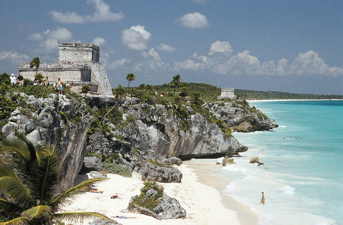 Mayan ruins. Tulum (built between 1200 and 1524). Yucatan. Mexico