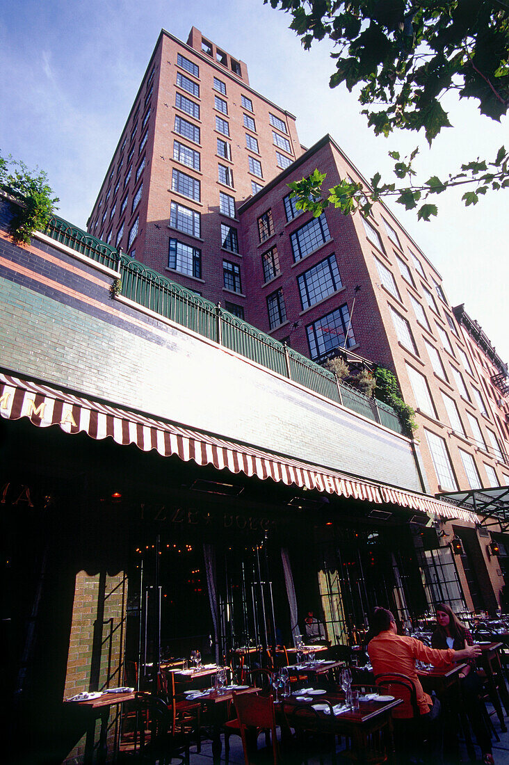 Sidewalk cafe in front of Hotel The Bowery, Manhattan, New York, USA, America