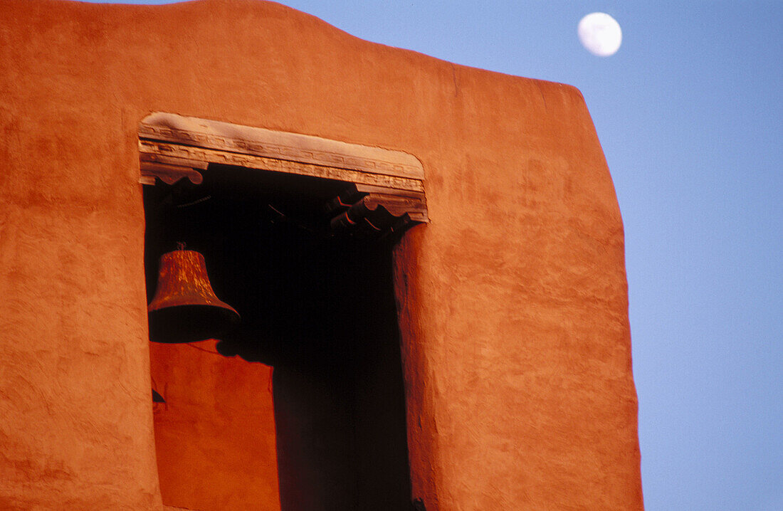 Adobe chapel built by Tlaxcala Indians. Oldest Mission Church in the USA. Santa Fe. New Mexico. USA. 