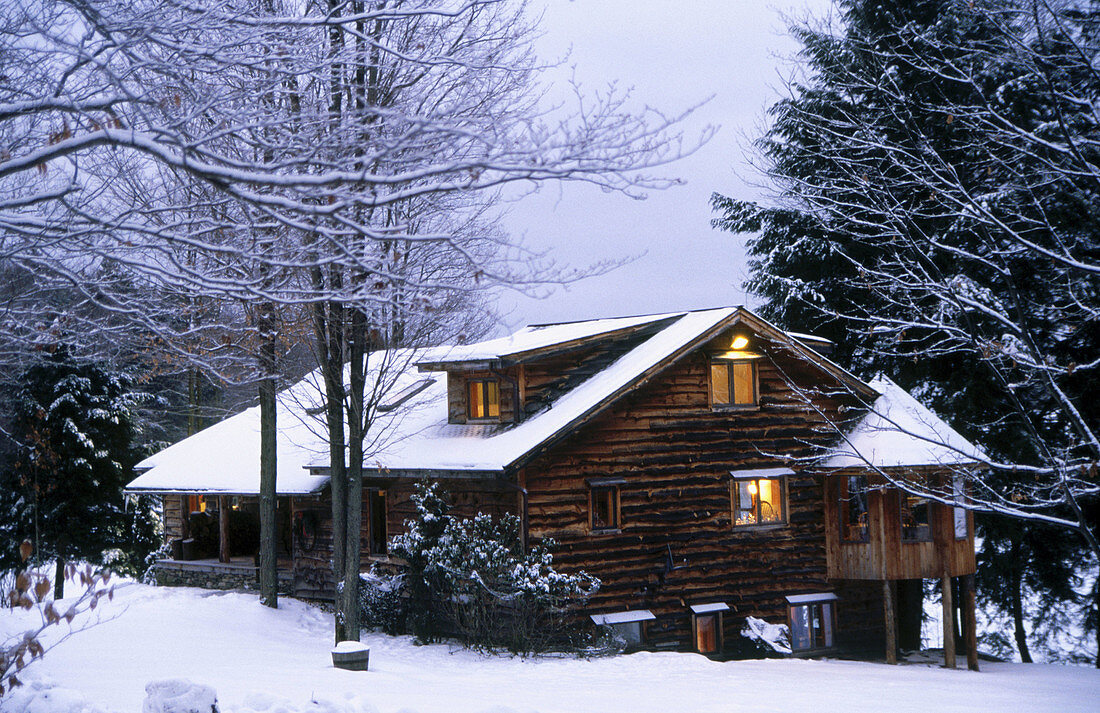 Rustic home in winter time. Pocono region. Pennsylvania. USA
