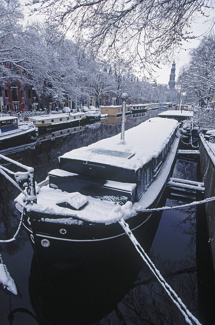 Prinsengracht in winter, Amsterdam. Holland