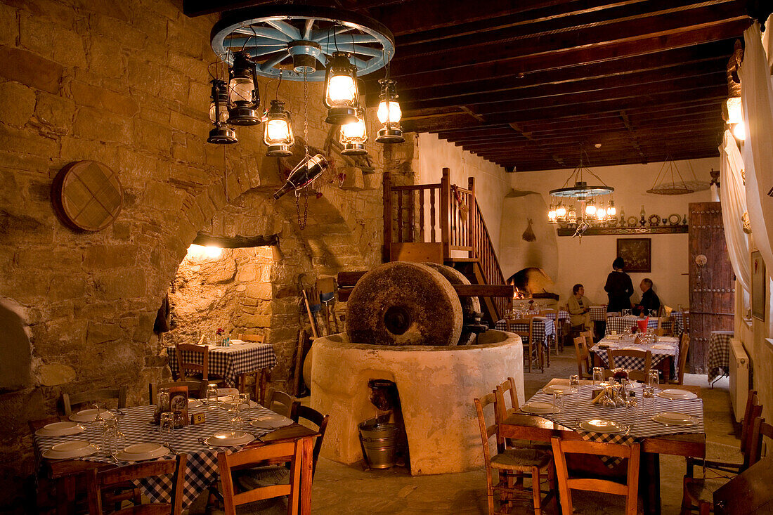 Restaurant Sokrates in Dorf Tochni, Alte Mühle, bei Larnaka, Südzypern, Zypern