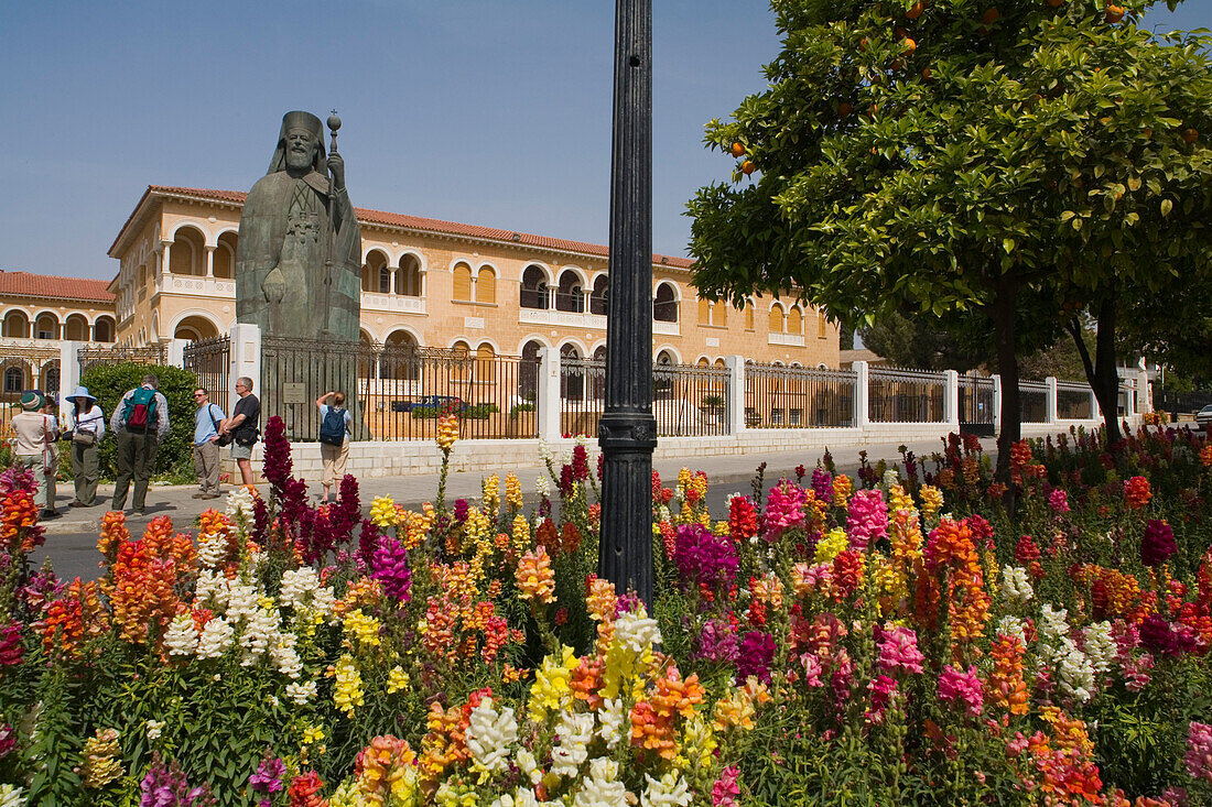 Makarios monument in front of Archbishopric Palace, Holy Archbishopric of Cyprus, President Makarios, Lefkosia, Nicosia, South Cyprus, Cyprus