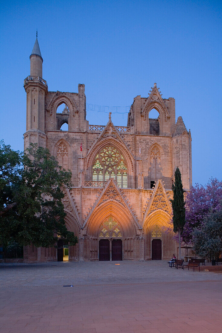 Lala Mustafa Pasa Camii Moschee, ehemalig bekannt als Kathedrale St. Nikolaus und Agia Sophia, Famagusta, Ammochostos, Gazimagusa, Nordzypern, Zypern