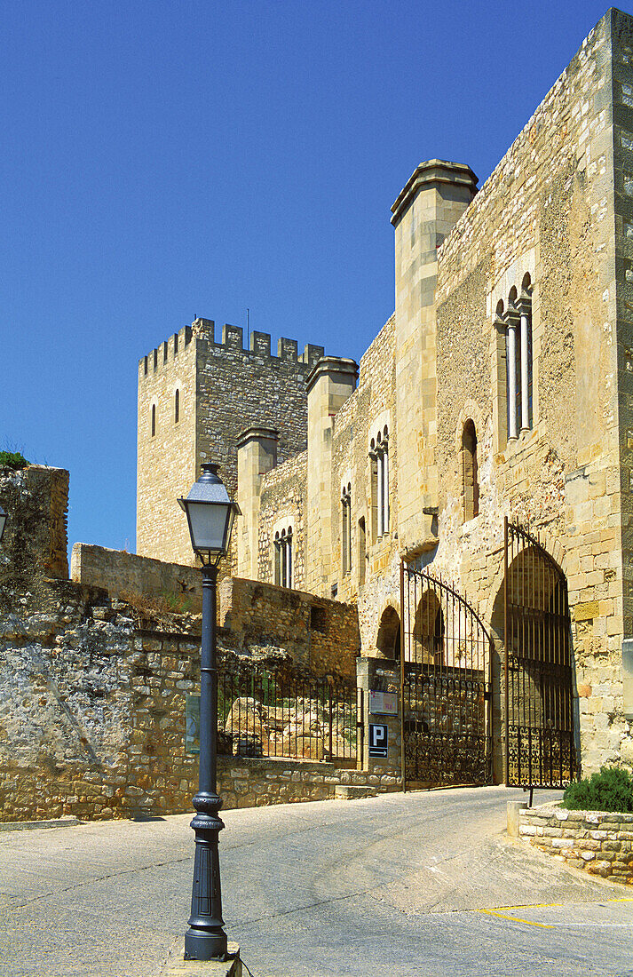 Entrance to La Suda castle. Tortosa. Tarragona province, Spain