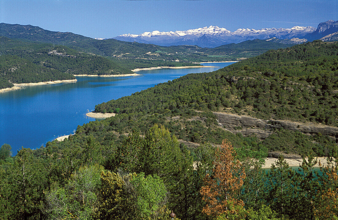 Embalse del Grado. Barbastro. Huesca. Aragón. Spain.