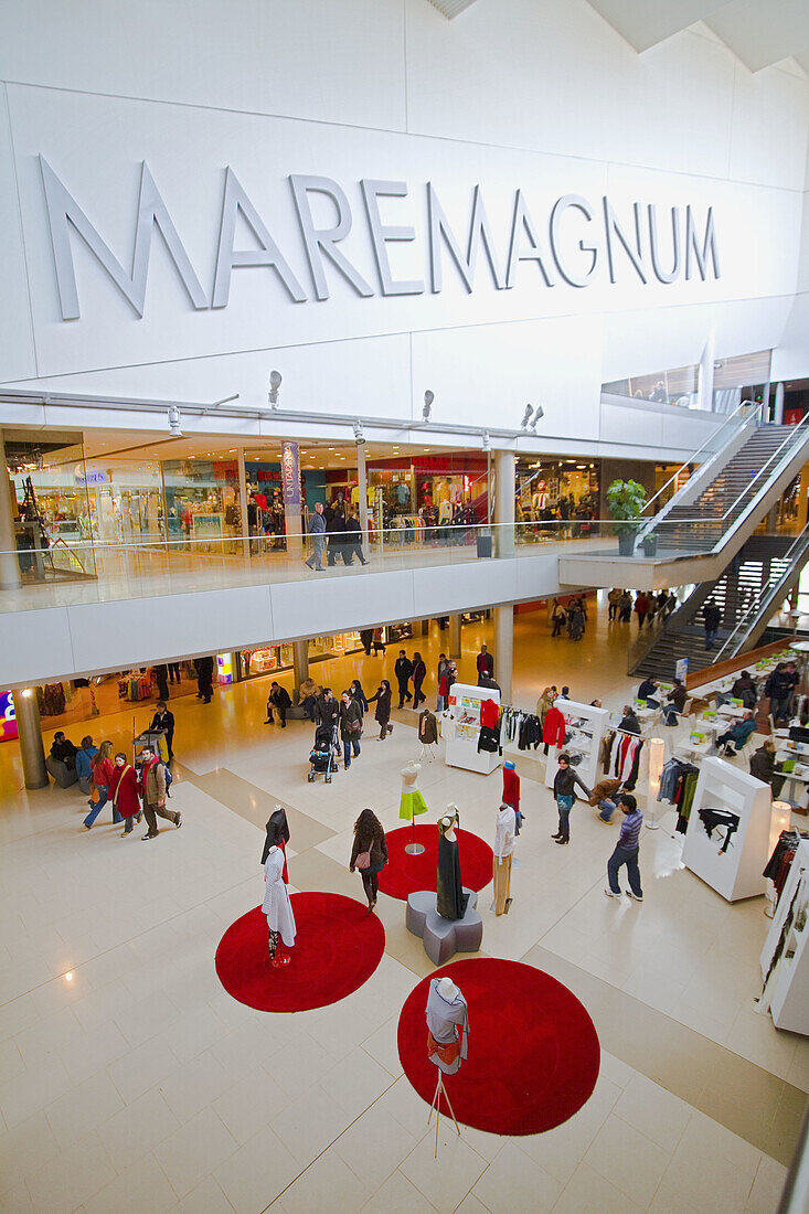 Maremagnum shopping centre. Barcelona, Spain