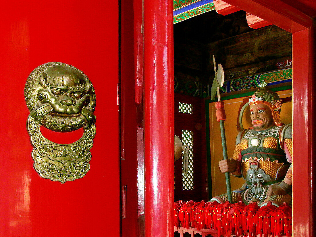 Idol statue at temple. Beijing. China