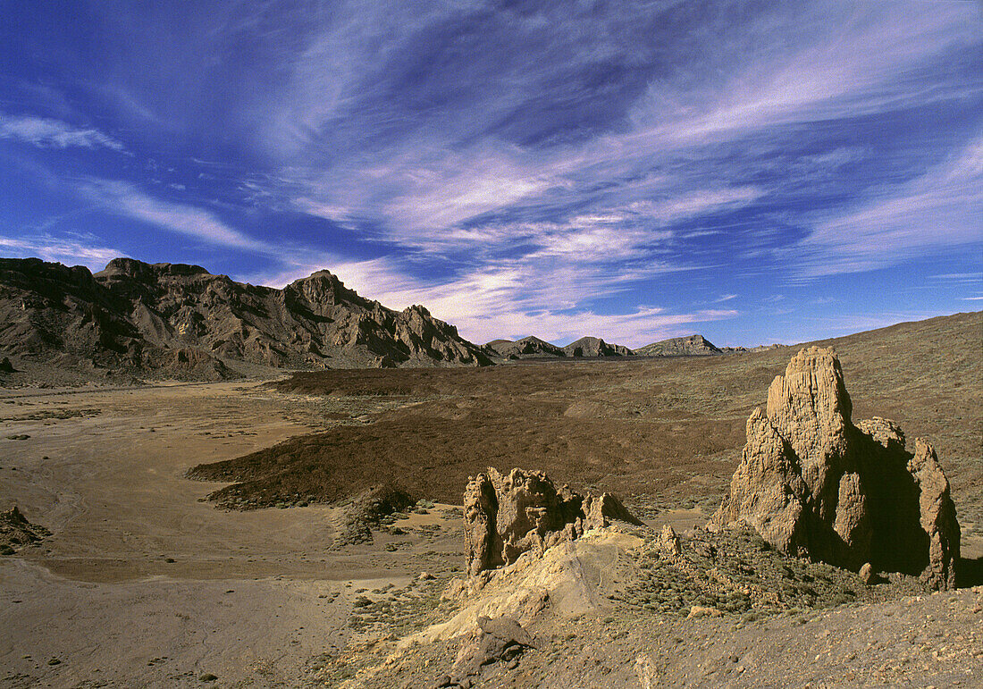 Llanos de Ucanca (Ucanca Plains) El Teide. Tenerife. Canary Islands. Spain