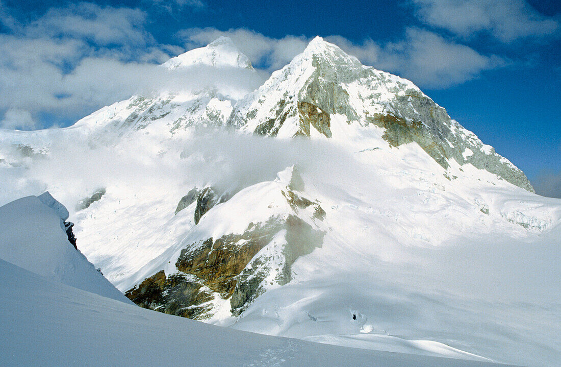 Summit of Huandoy. Cordillera Blanca. Peru