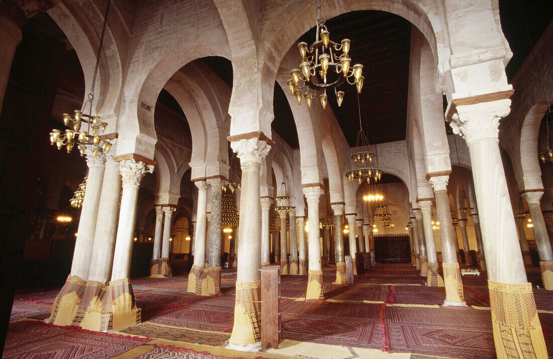 Die Große Moschee, Ort des Gebets. Kairouan. Tunesien