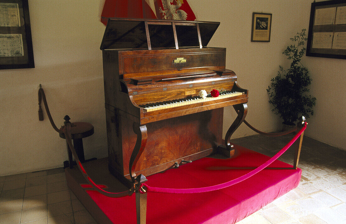 Klavier von Chopin in der Kartause. Valldemosa. Mallorca, Balearische Inseln. Spanien