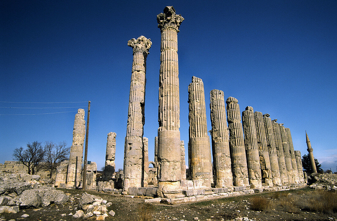 Temple of Zeus Olbius (300 a.C.). Uzuncaburç (Diocesarea). Silifke. Eastern mediterranean sea. Turkey.