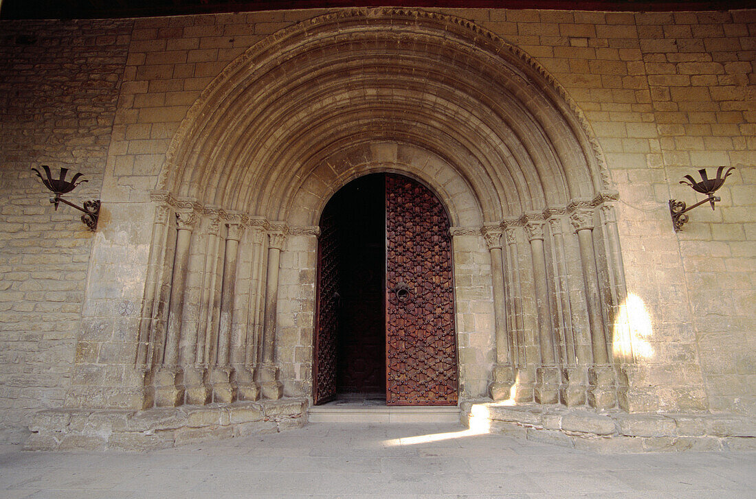 Romanische Kathedrale von San Vicente. Roda de Isábena. (Romanisches XI. Jahrhundert). Isábena-Tal. Pirineo Aragonés. Provinz Huesca. Spanien