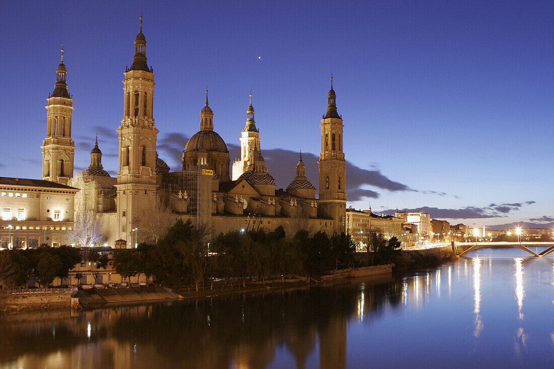 Basilica of Nuestra Señora del Pilar. Zaragoza. Aragón, Spain