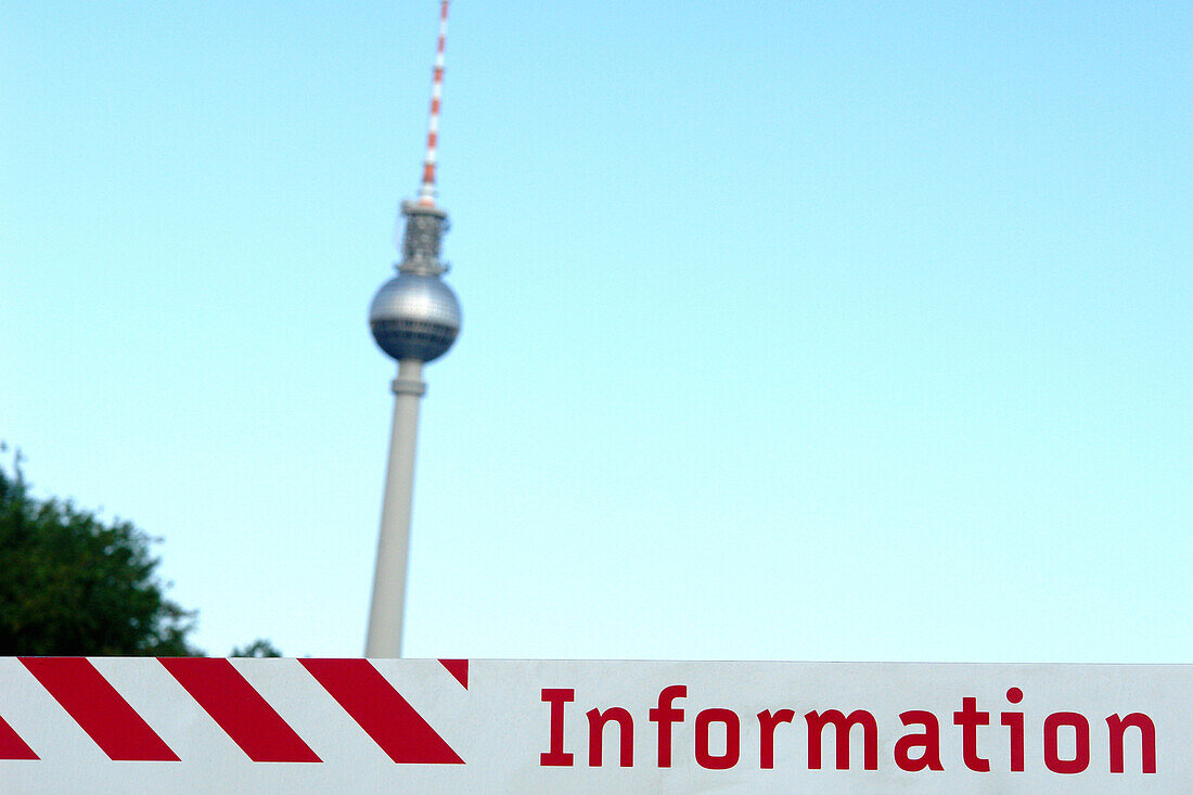 Stadtinformation und Fernsehturm, Berlin, Deutschland
