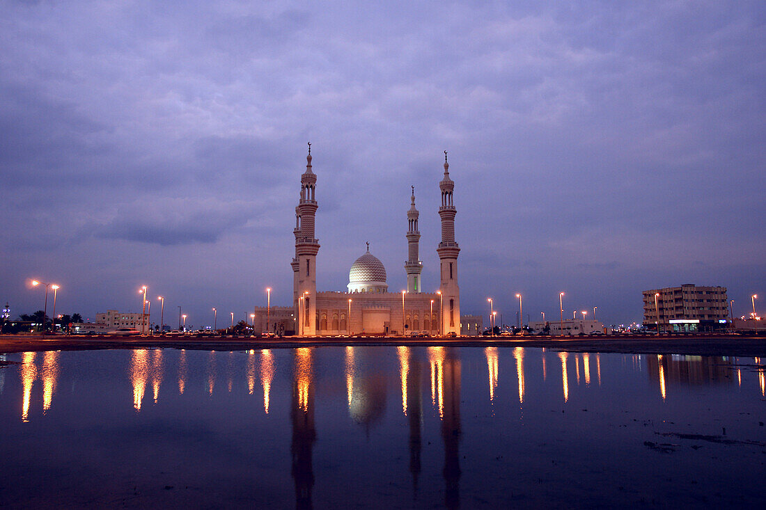 Moschee in Ras Al Khaimah, RAK, Vereinigte Arabische Emirate, VAE