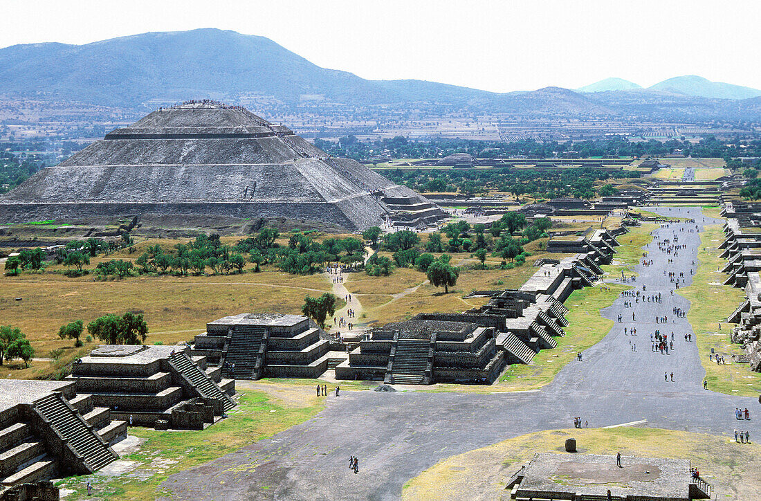 Pyramid of the Sun, ruins of the ancient pre-Aztec city of Teotihuacán. Mexico
