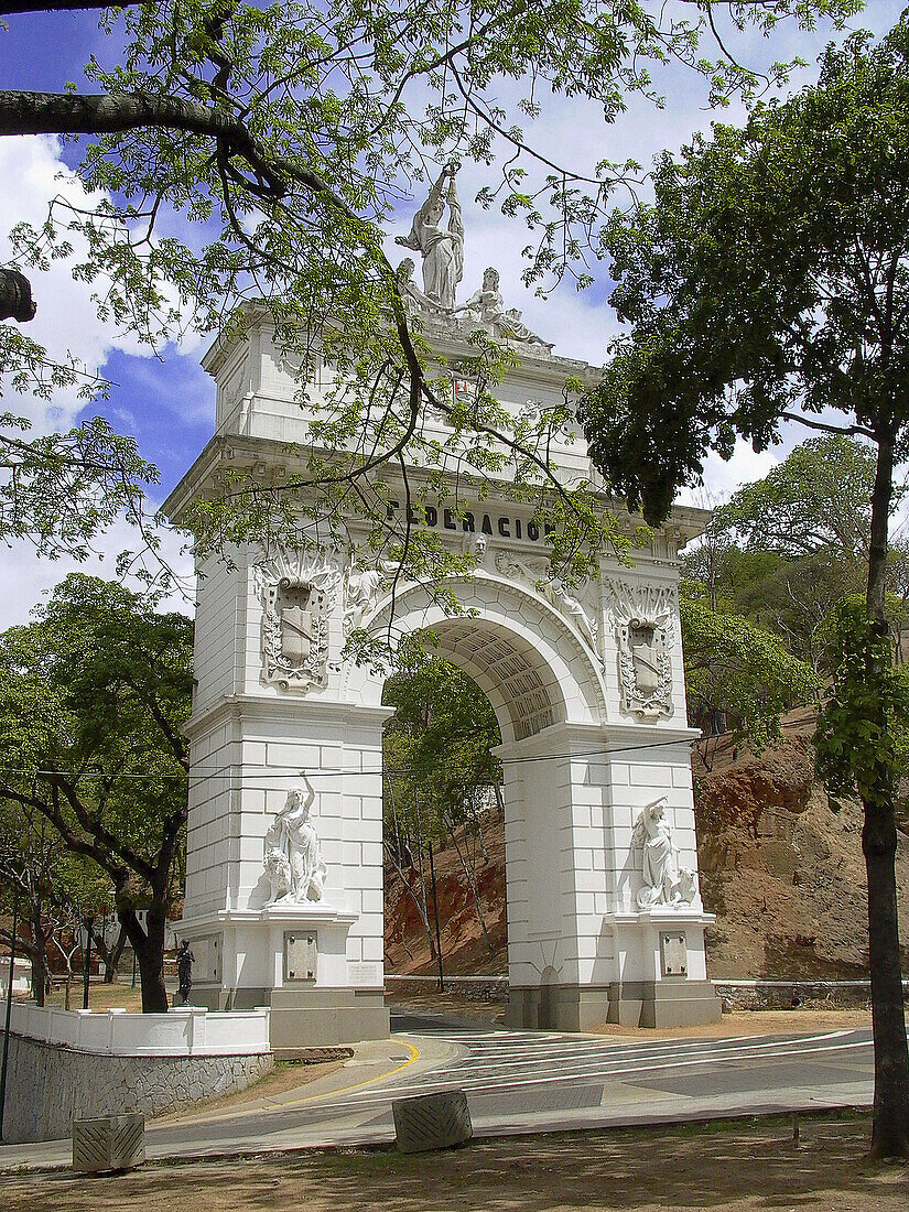 Arco de la Federación. Caracas. Venezuela