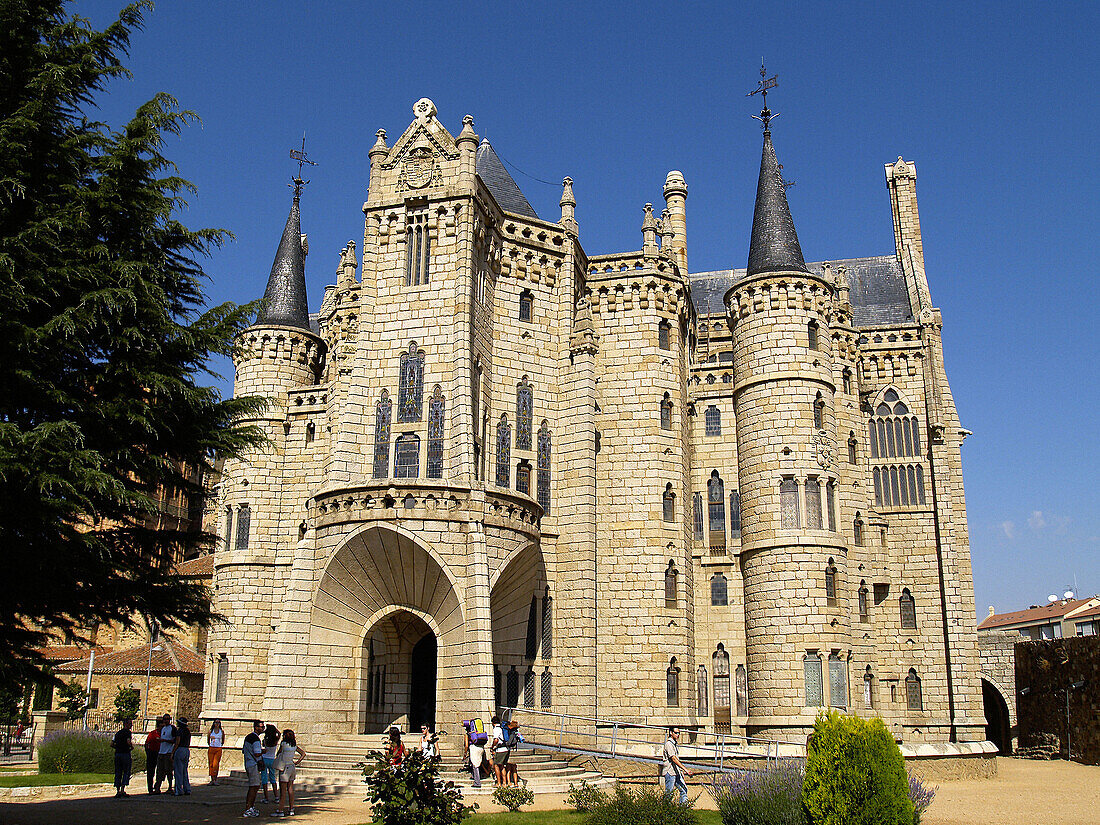 Bishop s Palace by Gaudí (1887-1893), Astorga. León province, Castilla-León, Spain
