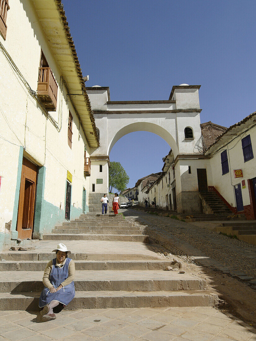 Santa Ana arch, Cuzco. Peru