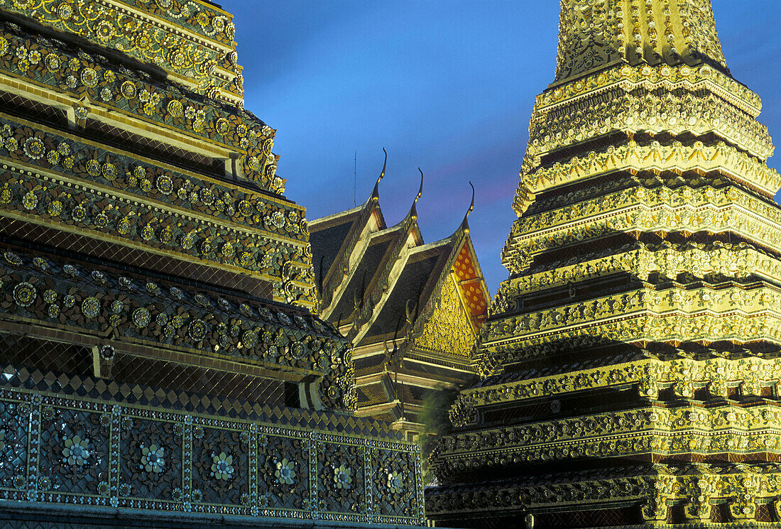 The chedis of the temple Wat Pho, Sanam Luang. Bangkok (Krung Thep), Thailand