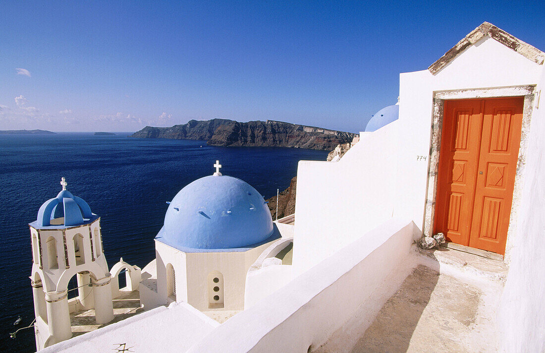 Oía. Santorini. Cyclades. Greece.