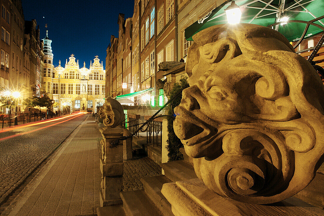 Piwna Street (Beer Street). In the foreground the Arsenal. Gdansk. Poland