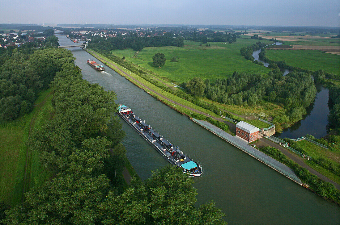 Ships on Mittellandkanal (midland canal), Hanover (district), Lower Saxony, Germany